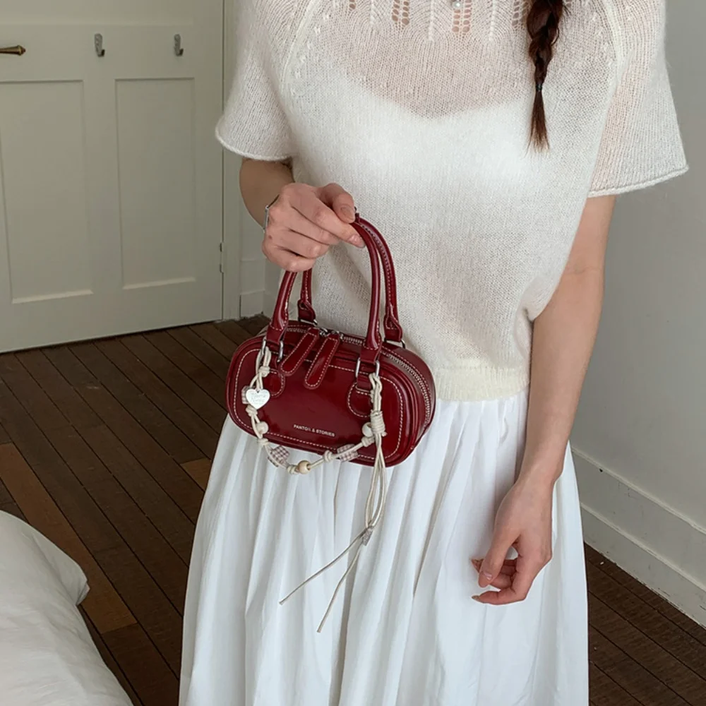 Spring Summer Exquisite Stylish Light Luxury Handheld Bag Women's Premium Texture Fashion Commuting Shoulder Crossbody Bag