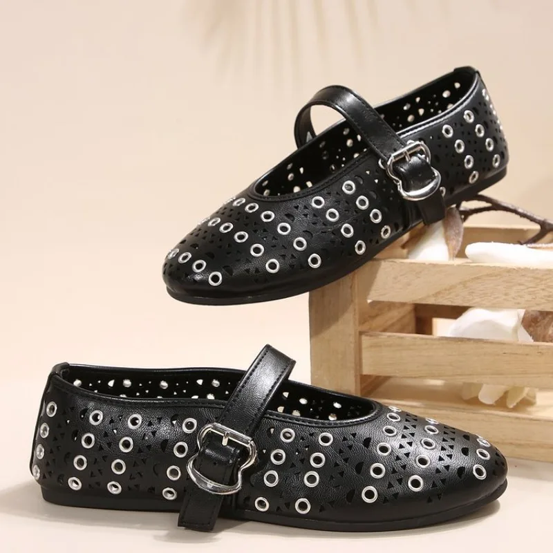 Fashionable Mary Jane Flat Shoes with Rivet Design Heavy Embellishment Single Strap Women's Footwear Breathable Comfortable