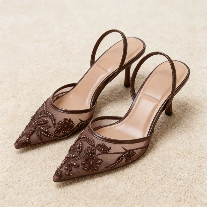 

Женские летние босоножки на высоком каблуке с вышивкой бисером и сеткой, дизайнерские туфли класса люкс 2026, сексуальные туфли с острым носком и ремешком на пятке