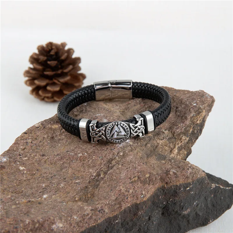 MKENDN Vikings Style 16 Strand Braided Leather Bracelet For Men Triangle Vegvisir Amulet Scandinavian Ouroboros Jewelry