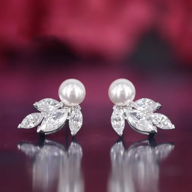 2026 Hoge kwaliteit fijne jubileum sieradenset charme witte geometrische kristallen mode kettingen oorbellen romantisch cadeau voor vrouwen