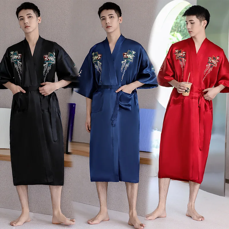 

Vintage Japanese Kimono Men Robe New Arrived Kimono Robe Beach Bath Robe Yukata Embroider Flower Sleepwear Robes