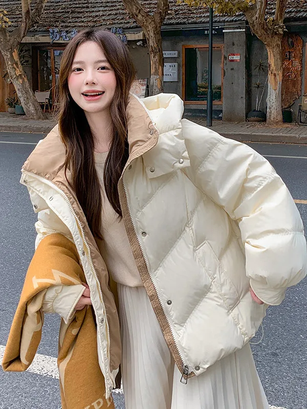 Women's Thickened Short Cotton Jacket Winter 2026 New Style Casual Loose Fit Warm Hooded Contrast Color Coat for Small Figures