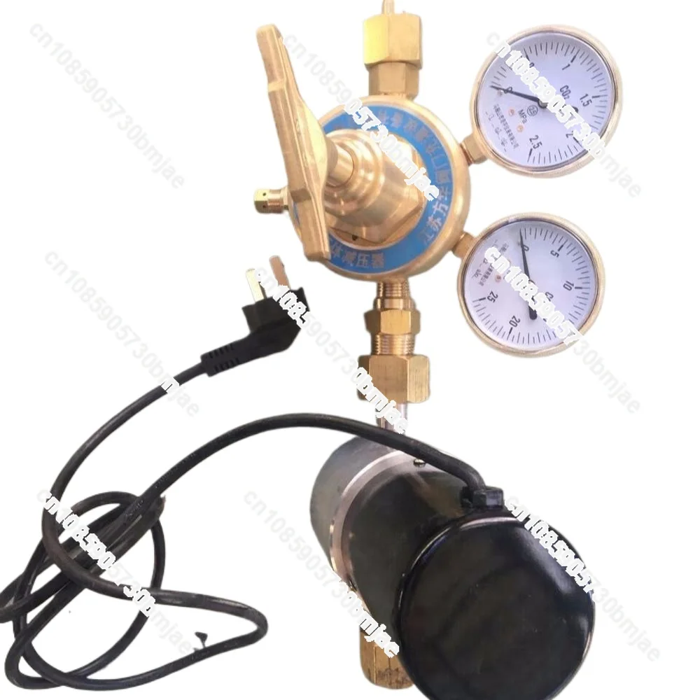 Electrical heating heater pressure CO2 regulator