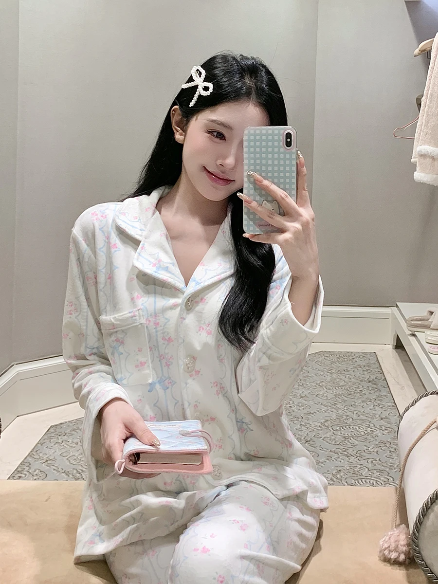 بيجامة بأكمام طويلة على الطراز الياباني للنساء للخريف والشتاء، مجموعة دافئة سميكة وسميكة، ملابس منزلية غير رسمية فضفاضة وجميلة