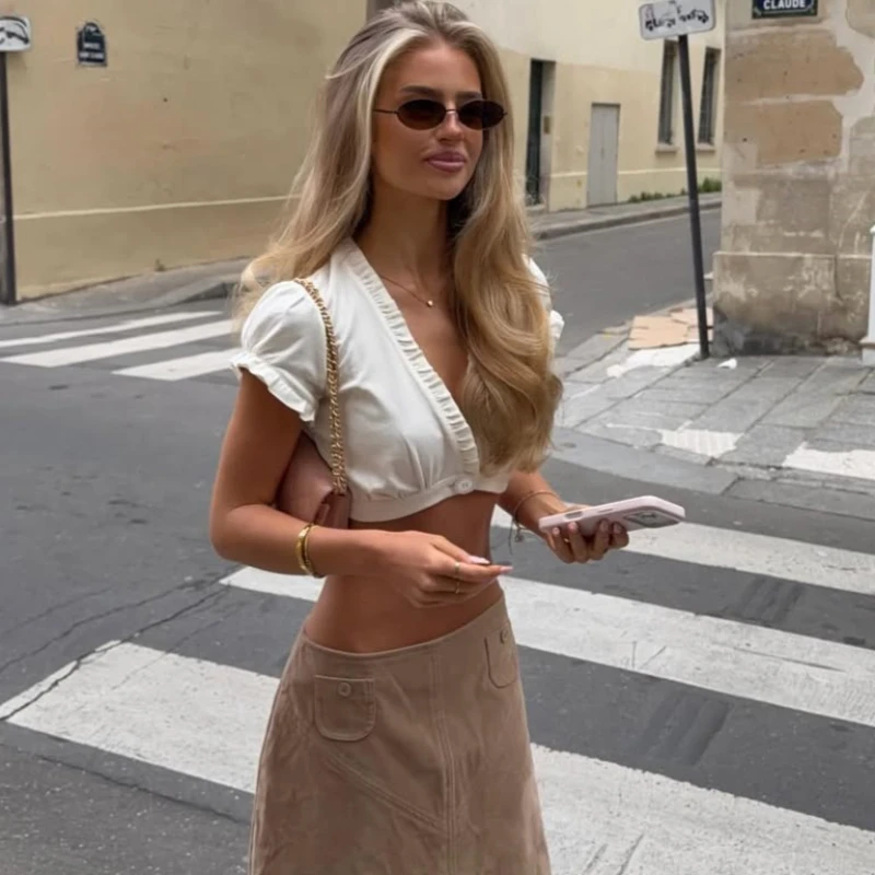 

Tsiisd Summer Knitting V-Neck Women's Crop Top Ruffle Fashion Sexy Casual Daily Streetwear Beach Resort 2026 Y2k Female Top New