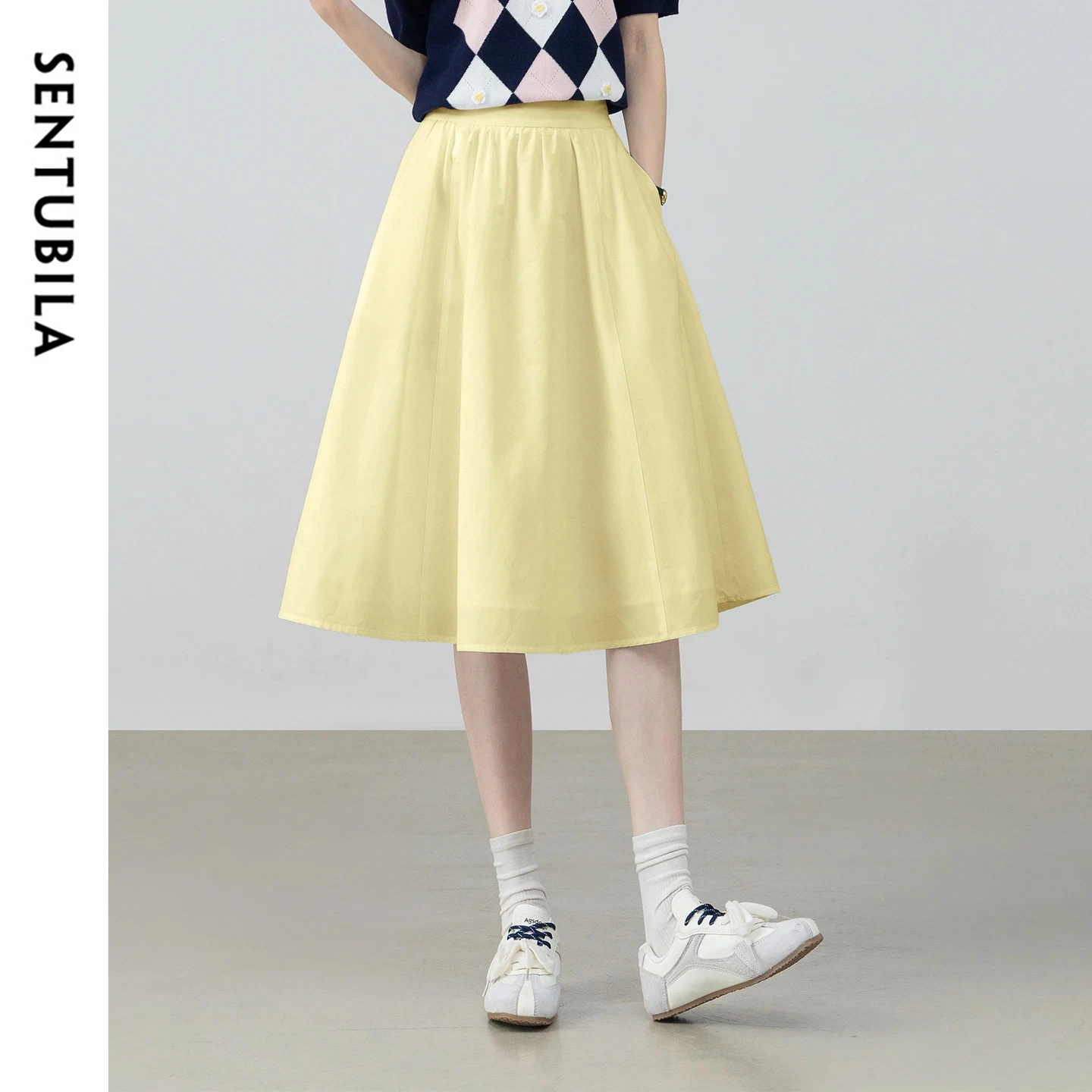 

Женская юбка SENTUBILA А-силуэта для повседневной носки, летняя новинка 2026, минималистичная, повседневная, с эластичным поясом, свободная миди-юбка с защипами, 162QG6284