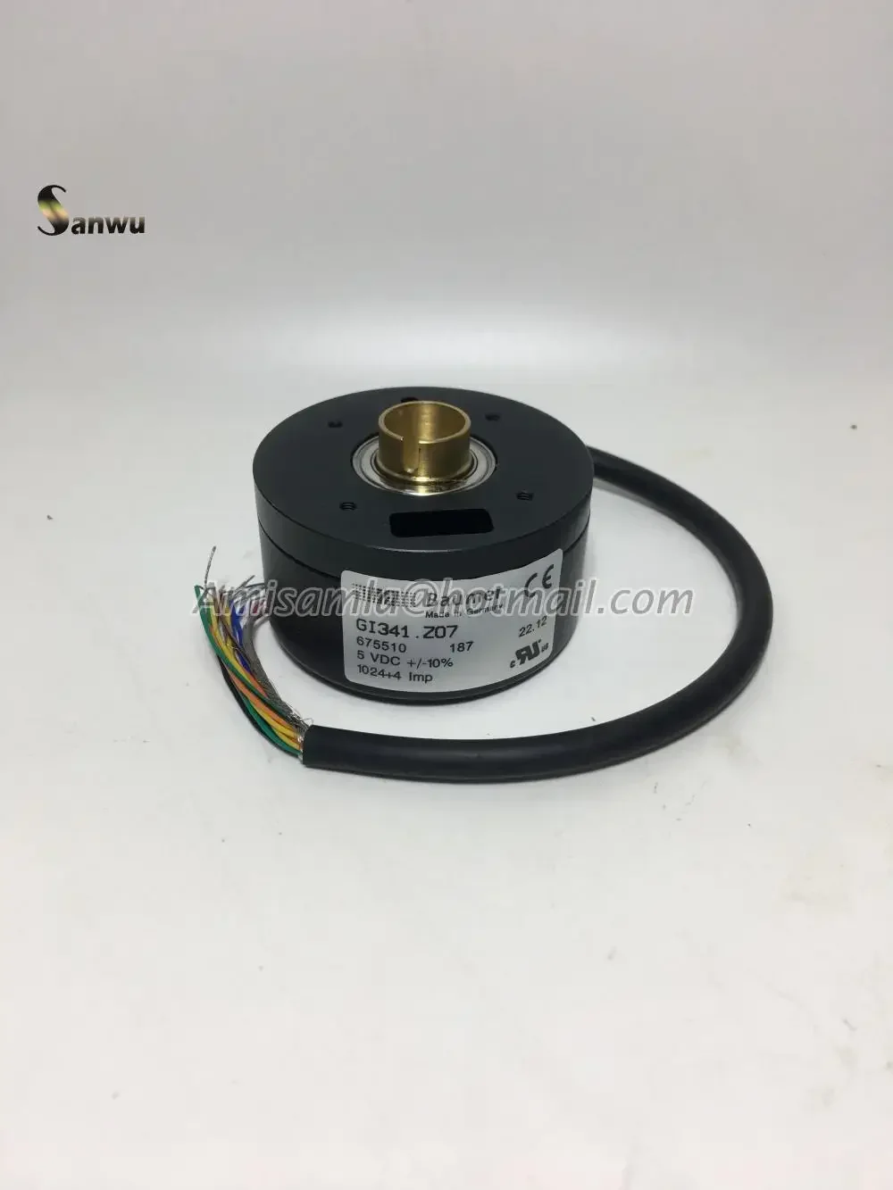 Potenciômetro Baumer L2.105.1012 Novo codificador de papel de elevação importado 5 VDC +/- 10% (precisa de engenheiro profissional para instalar)