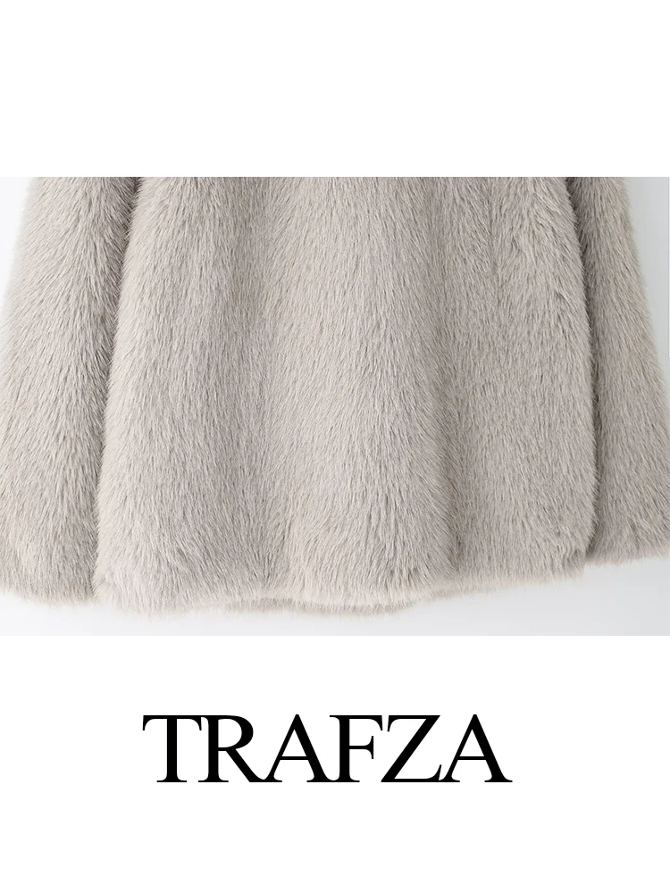 TRAFZA Women's Winter New Fashion Simple Faux Fur Effect Coat Lapel Long Sleeve Coat Female Elegant Premium Pocket Short Coat