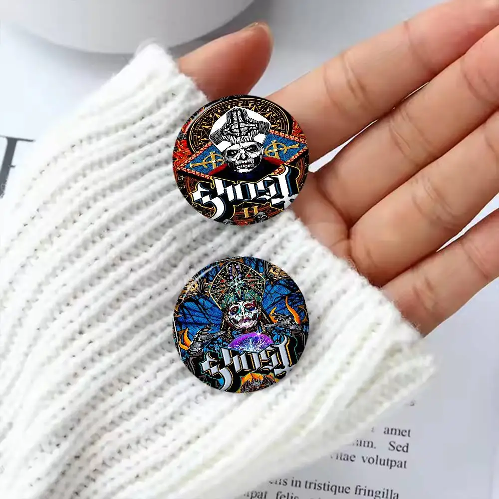 الكلاسيكية شبح الفرقة 32/44/58 مللي متر دبابيس الكرتون المستديرة دبابيس اليدوية لحقيبة الظهر مجوهرات اكسسوارات الهدايا شارة الإبداعية #3