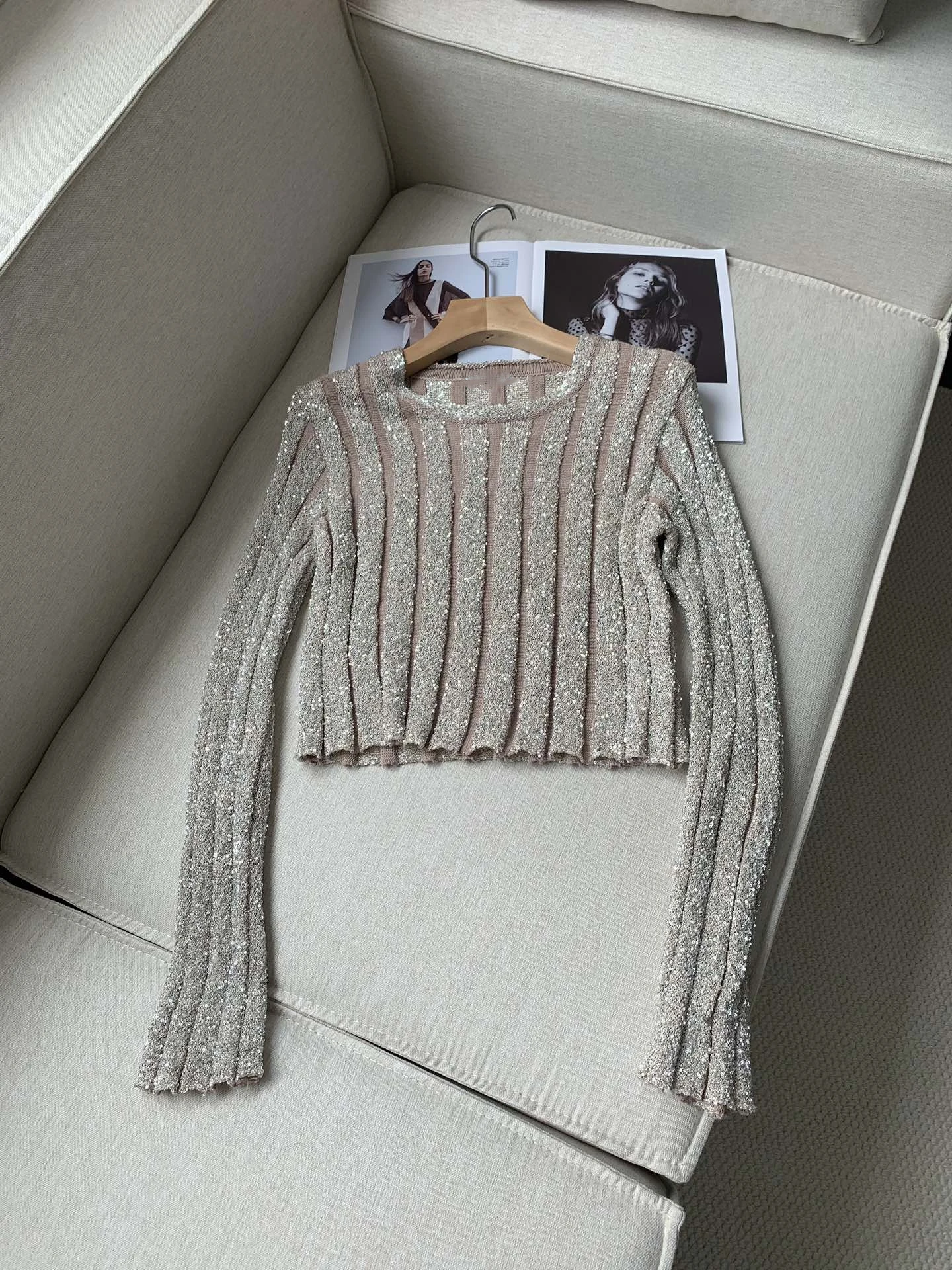 Early Autumn Niche Sequin Vertical Striped Knitted Suit Round Neck Long Sleeve Pullover + Fishtail Skirt Two-Piece Suit