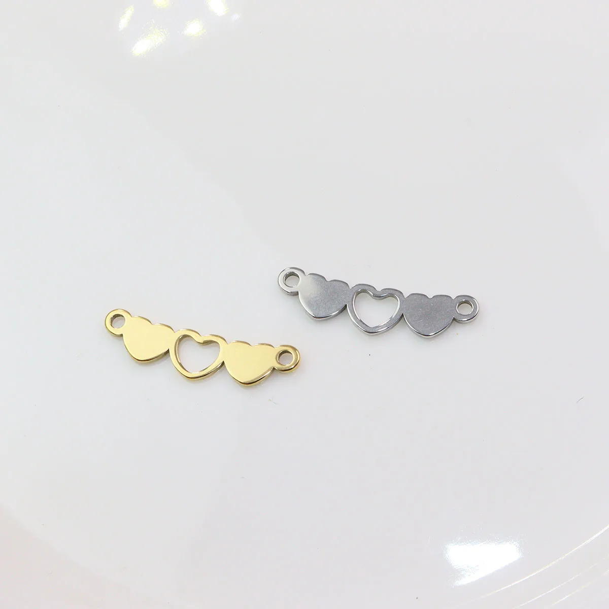 10 sztuk złącze serca ze stali nierdzewnej biżuteria Charms bransoletki DIY rzemieślnicza płyta próżniowa wodoodporna antyalergiczna — zdjęcie 4