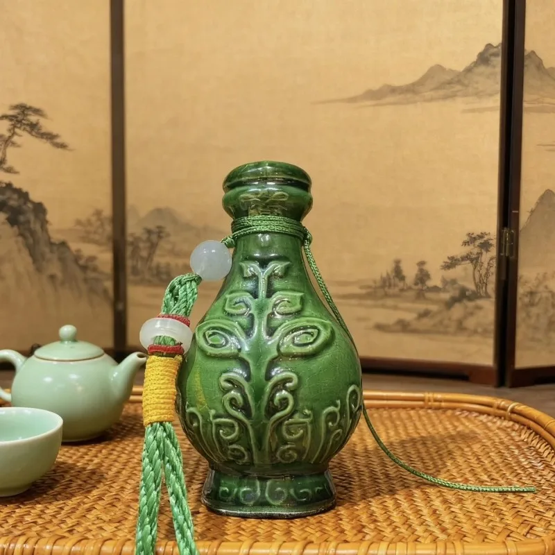 

2026 Newest Non-Plastic Intangible Cultural Heritage Ceramic Han Li Little Green Bottle Cultivation Figure Desktop Ornament Gift
