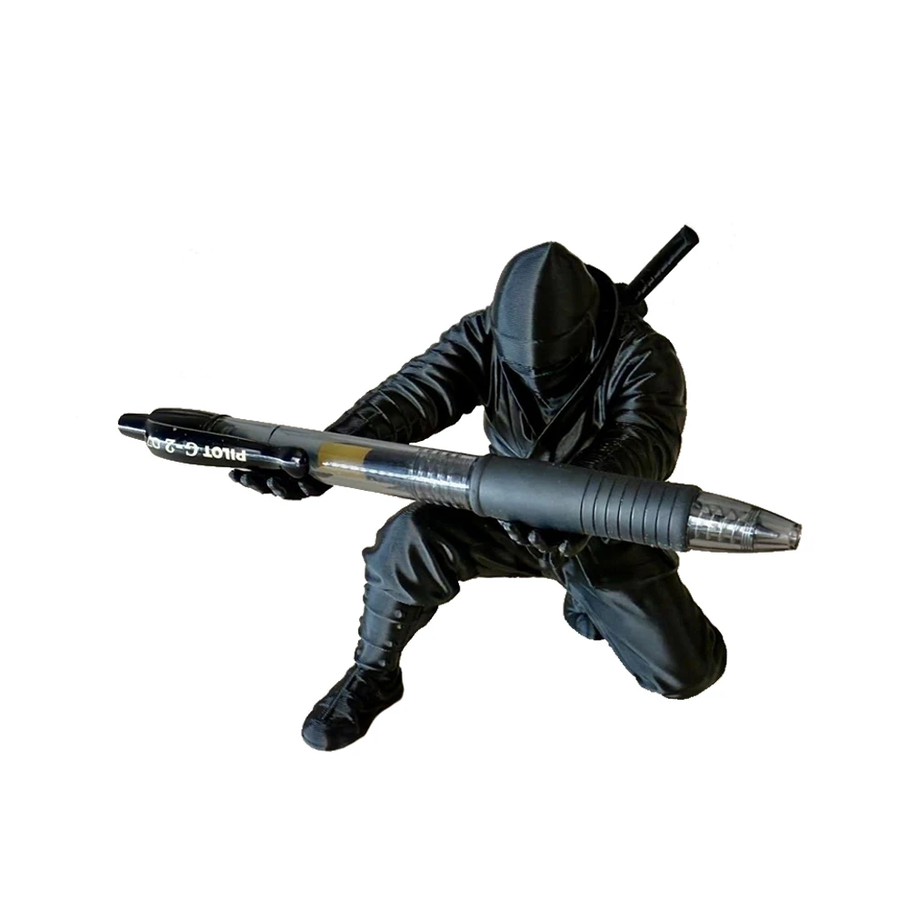 esculturas-impressas-em-3d-com-design-de-ninja-suporte-para-canetas-brinquedos-criativos-Unicos