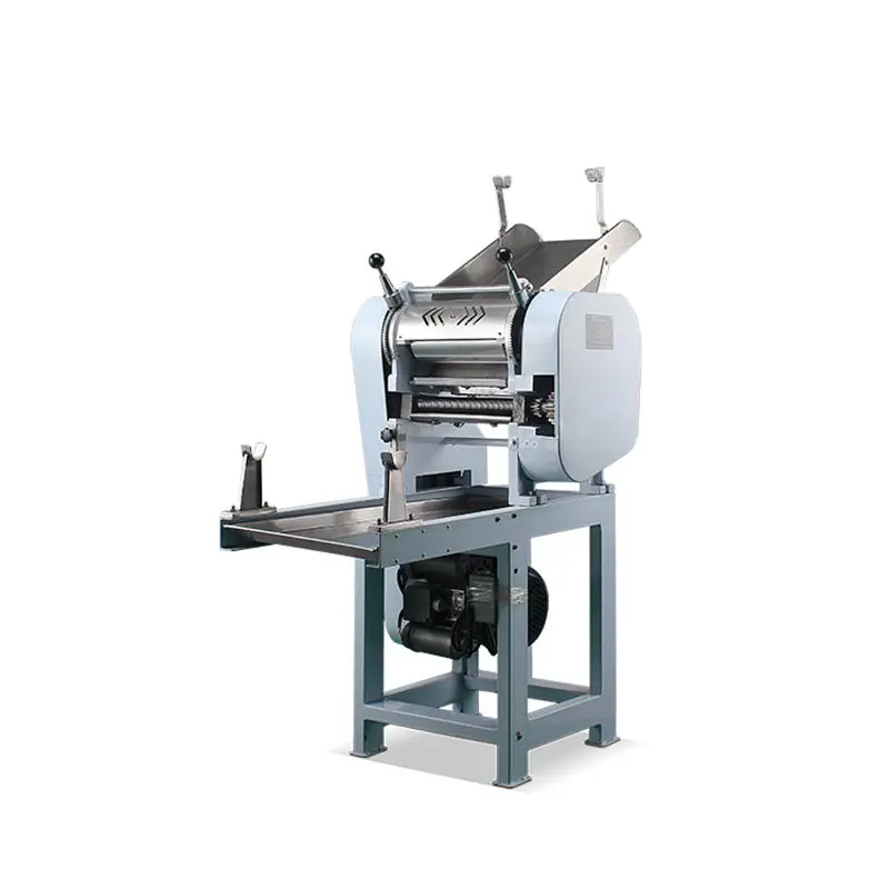 Professional noodles and rice noodles cutting machine suitable for restaurants, home use and hotels