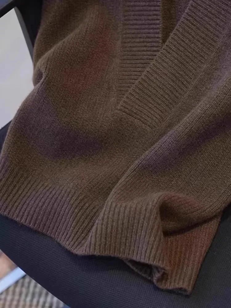 

Lazy wind in autumn and winter V-neck knitted cashmere sweater vest loose and slim solid color sleeveless sweater vest retro