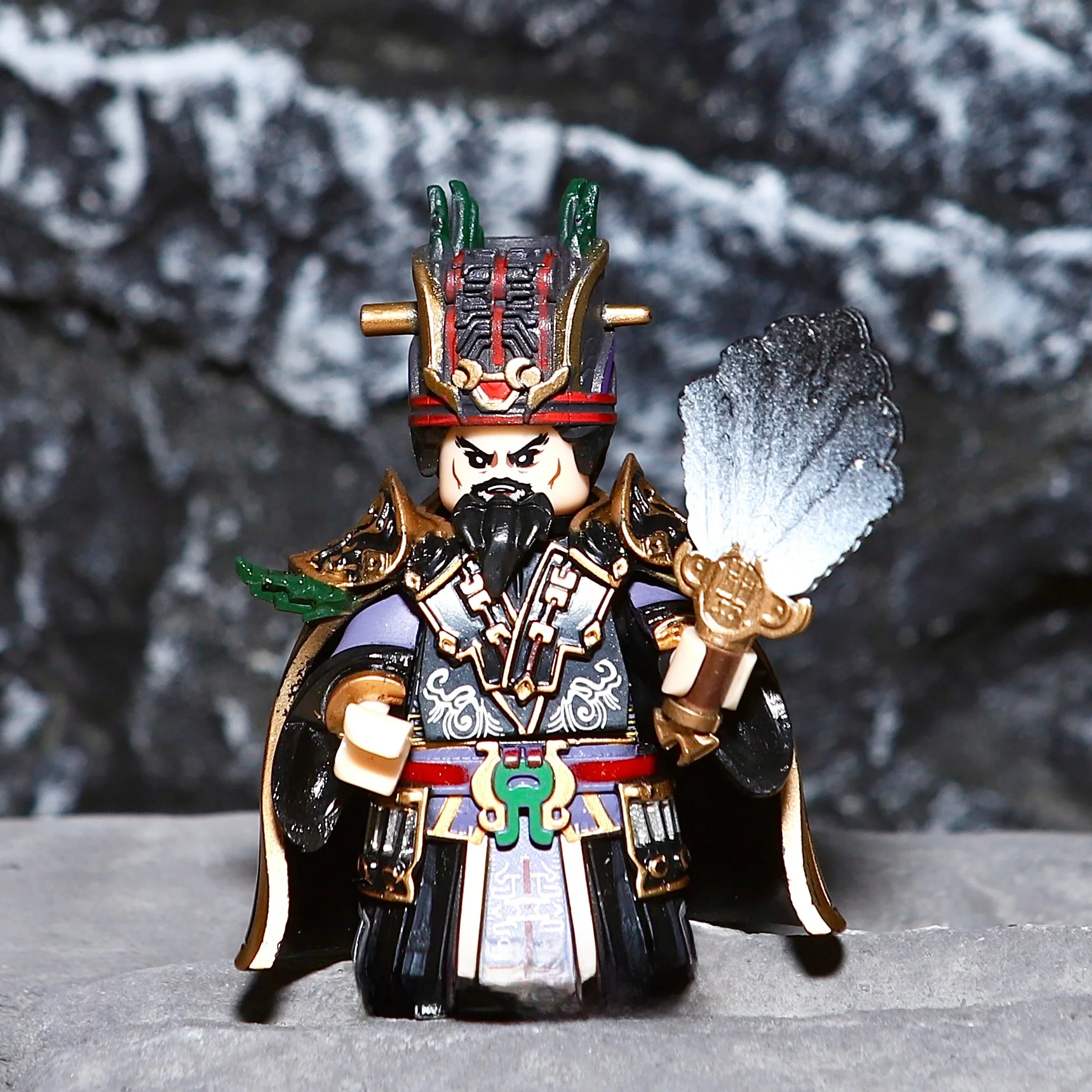 Figuras de los Tres Reinos: Ma Chao, Zhuge Liang, Guan Yu, Zhang Fei, Liu Bei, Juego de Bloques de Construcción con la Promes...