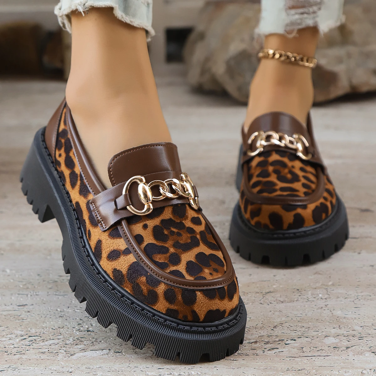 Damenmode Leoparden-Patchwork Slip-on Loafers mit Blockabsatz und Plateau, 2026 Neu, runde Zehenpartie, Freizeitschuhe, Übergröße 42 – Detail 6