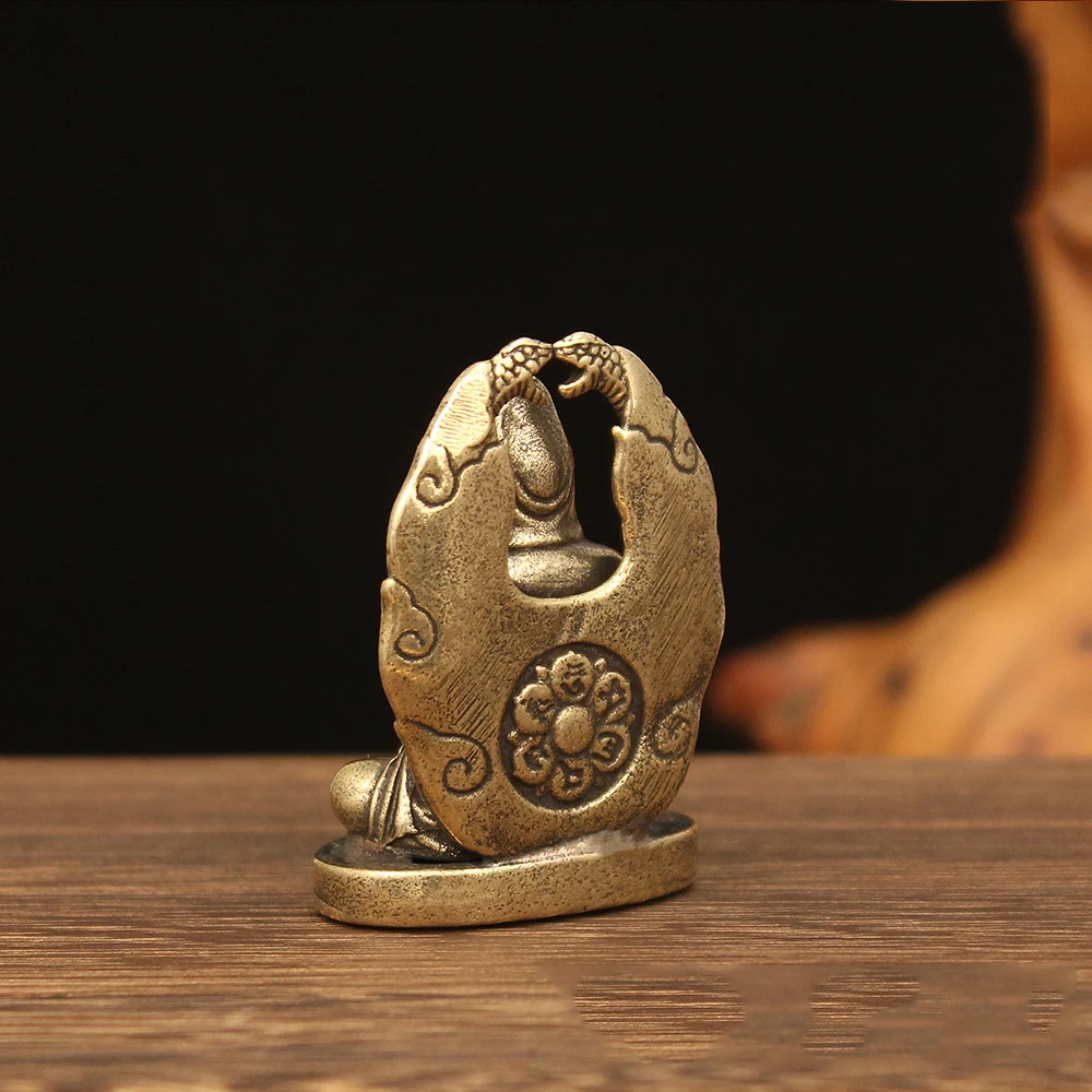 Antique Brass Small Portable Safety Buddha Pocket Buddha Bronze Pendant New Guanyin Solid Buddha Statue Decoration Crafts