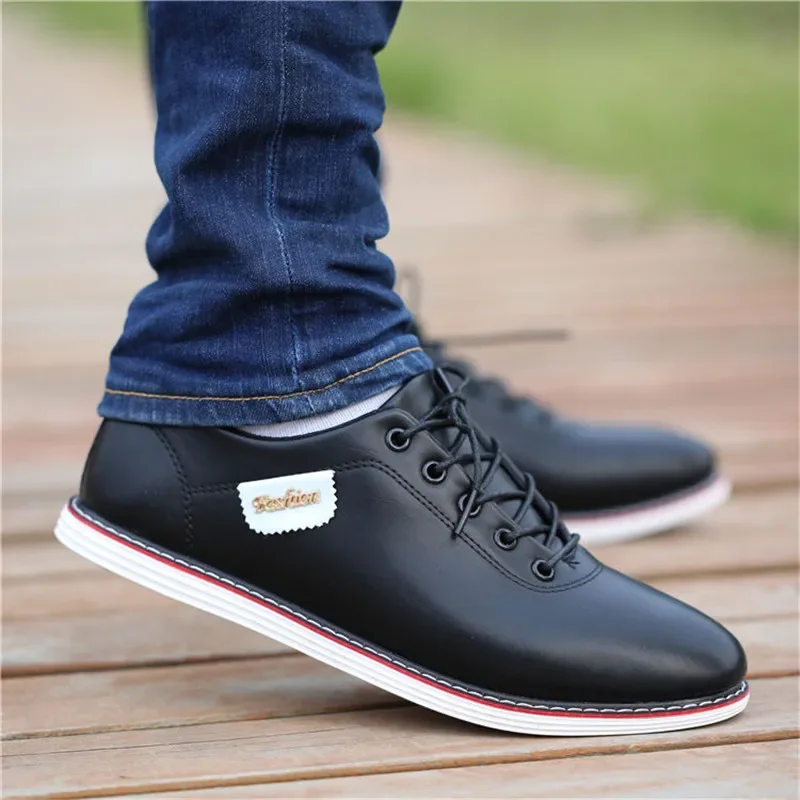 Sapatos casuais masculinos de couro PU, Sapatos esportivos respiráveis ao ar livre, Mocassins de moda masculina, Sapatos de caminhada