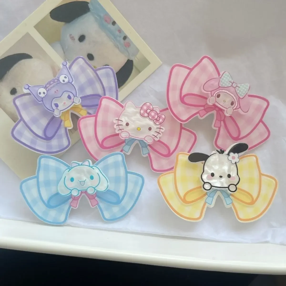 

Kawaii cartoon anime charactersKulomi Pochacco My melody bow hairpin High quality Cute Sweet Cartoon Headdress Acrylic Wholesale