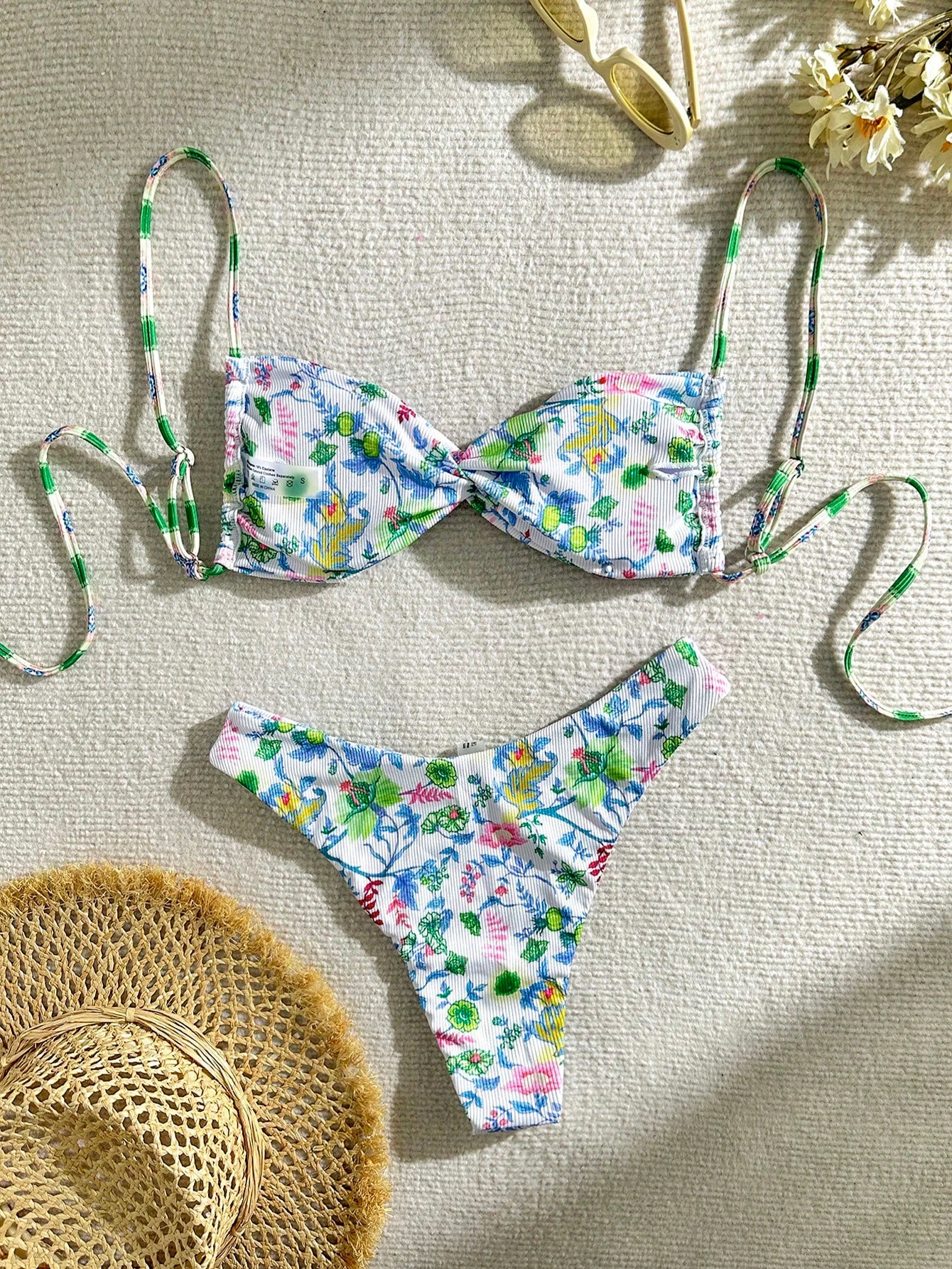 new European and American fashion sexy printed bikini split beach resort swimsuit for women