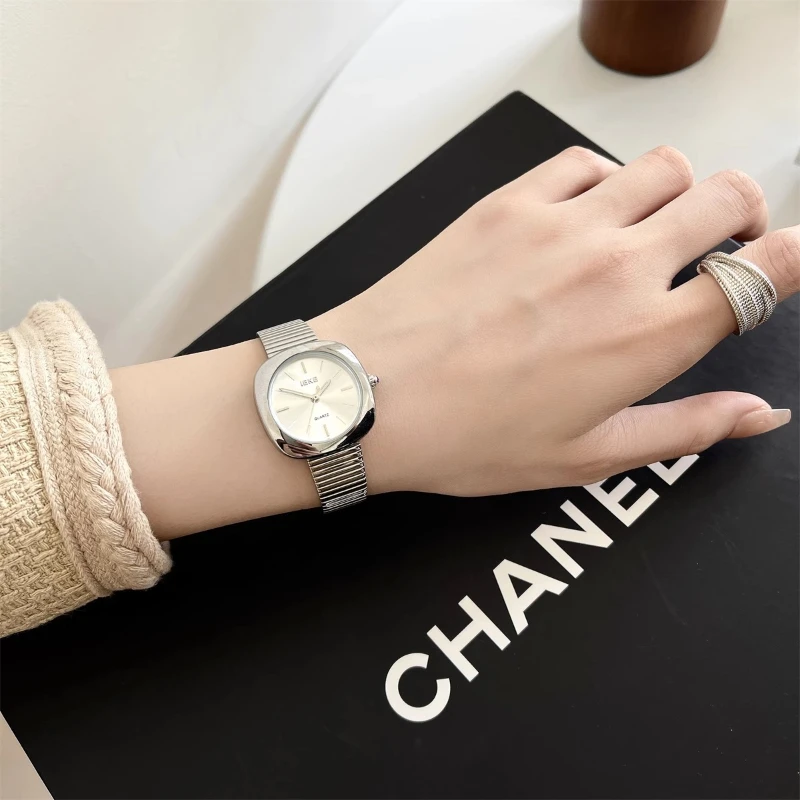 2025 waterproof quartz watch birthday gift antique classic trend women's watch elegant and simple