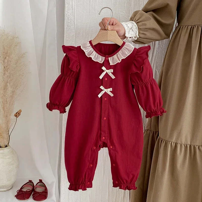 

2025 New Autumn Christmas Style Infant Baby Girls Jumpsuit Long Sleeved Cotton Splicing Newborn Romper 0-24M Baby Girls Clothing
