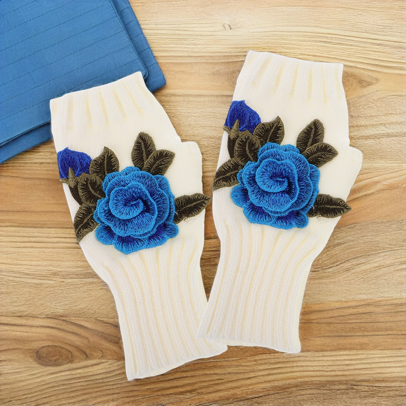 

1 Pair Floral Knitted Fingerless Gloves For Women Half-Finger Design Touchscreen Compatible Warm Wrist Warmers Crochet Mittens