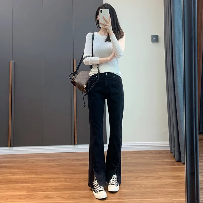 Plus Size Denim Jeans Damen Herbst Winter New Sle Slim High Waist Flared Slit Jeans Geeignet für Hüfte und Oberschenkel