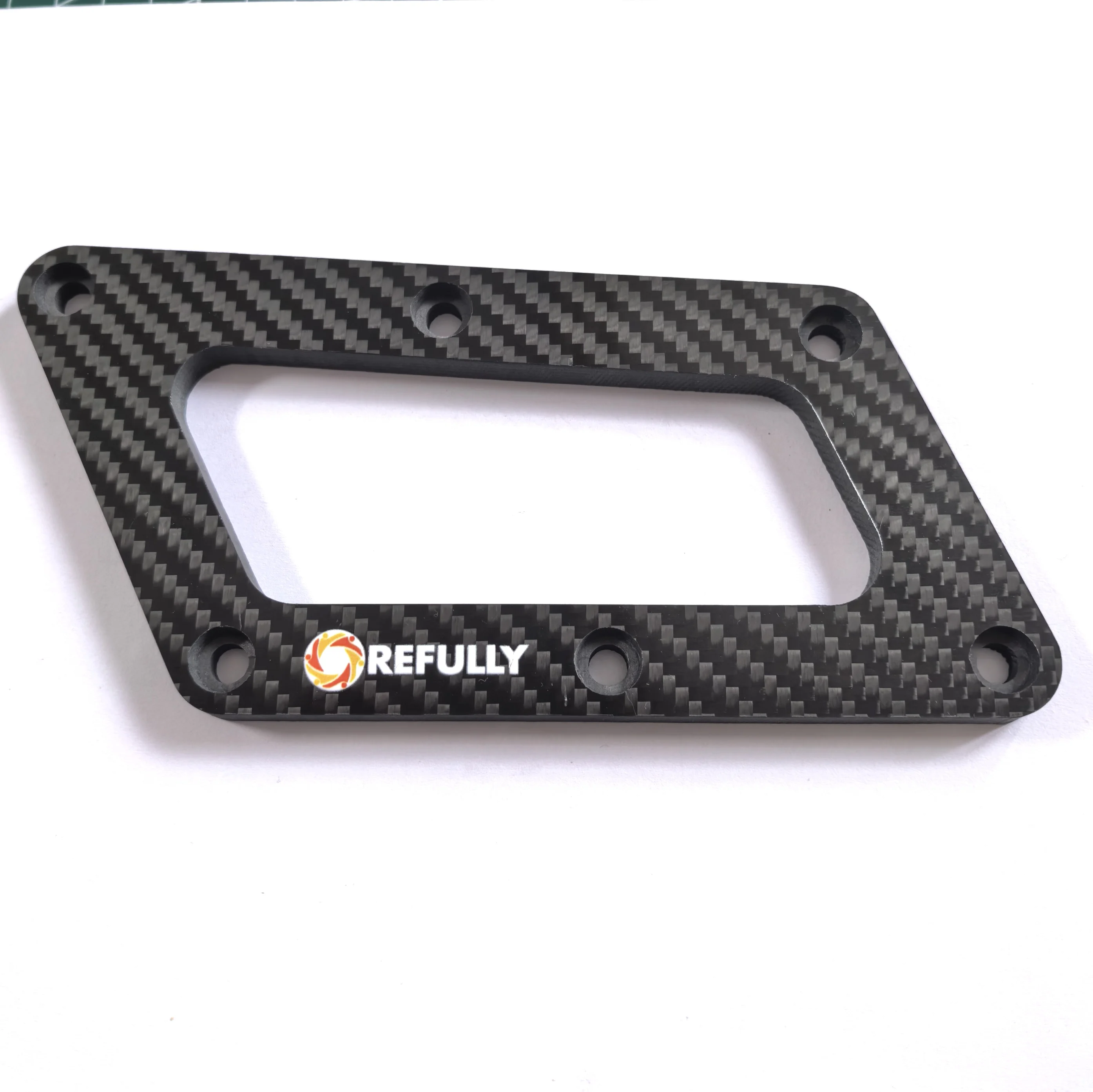 Carbon Fibre Rear Exhaust Out-let/Out-tip Cover Suitable for Sea-Doo 2018+ GTX170& 230&300&325 /RXT 230&300&325 / Wake 170&230