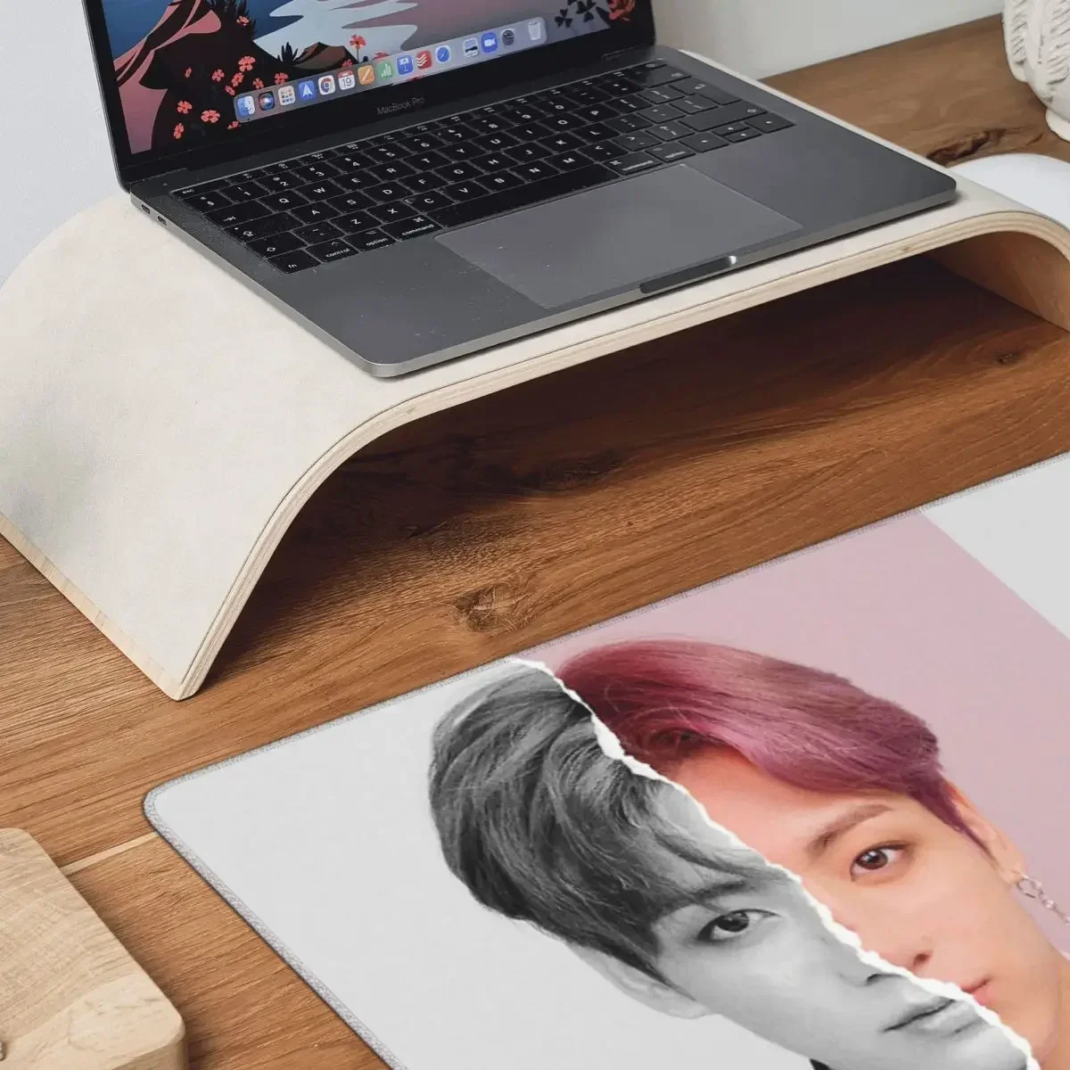 Jungkook 大型マウスパッドコンピュータキーボードマウスマットゲーム PC ラップトップデスクマットオフィスアクセサリーテーブルマット