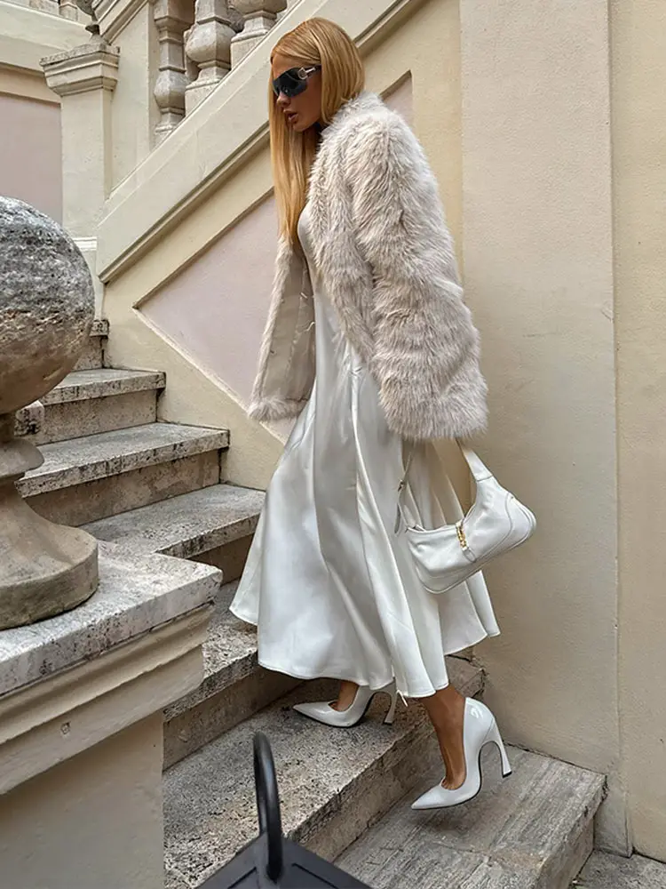 Elegant Women Shoulder Padded Middle Length Coat Faux Fur Long Sleeve V-Neck Thick Jacket 2025 Chic New Luxury Party Outerwear