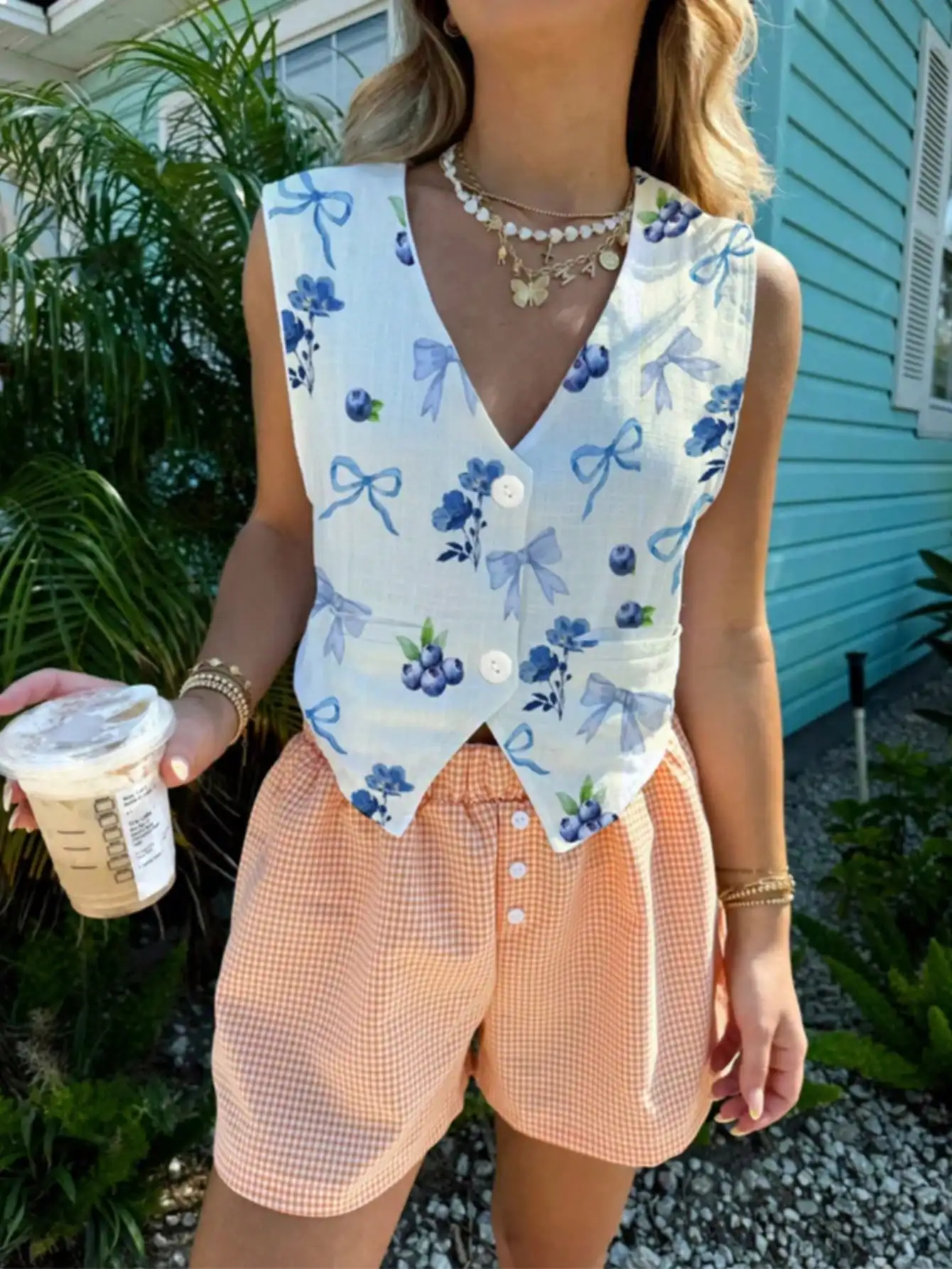 Ladies Blueberry Print Vest Fresh Layering Bright Eye Gear Lightweight Printed Top for Women