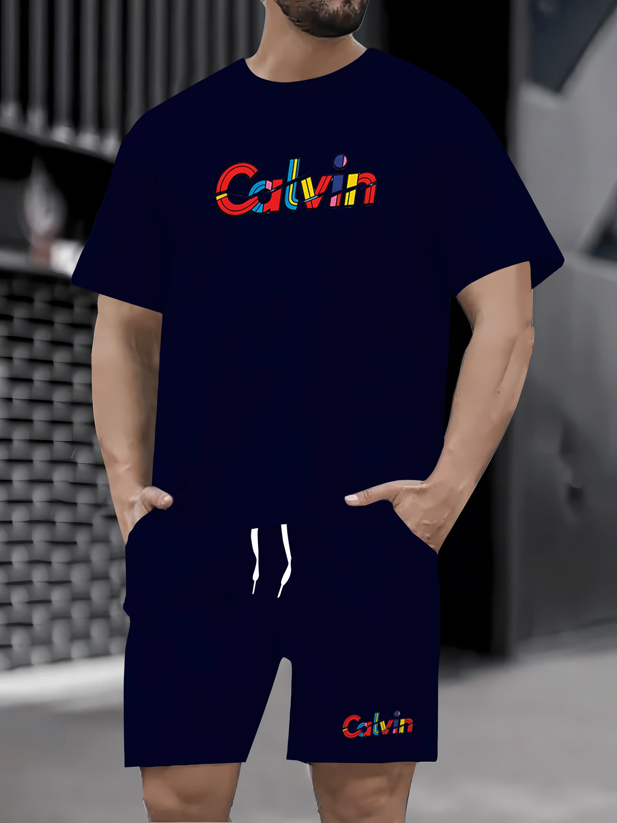 Conjunto masculino solto e moderno de dva parts: camiseta e shorts de verão de manga curta، secagem cepat e respirable