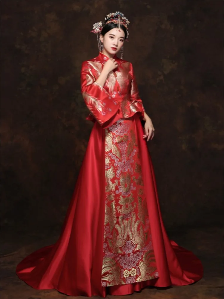 

Новое красное свадебное платье для невест с длинным хвостом дракона и феникса в китайском стиле.