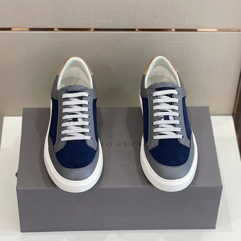 

Новые мужские низкие кроссовки класса люкс 2025 года, кожаные, в стиле пэчворк, минималистичные, с круглым носком, повседневные, универсальные, хит продаж, обувь