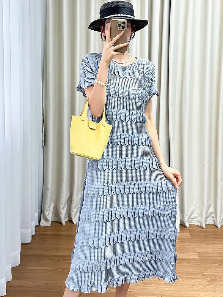 

Chic Pure Color Half Edged Short Sleeve Pleated Dress Commute Style Casual round Neck High Waist Polyester Fiber Summer New A...