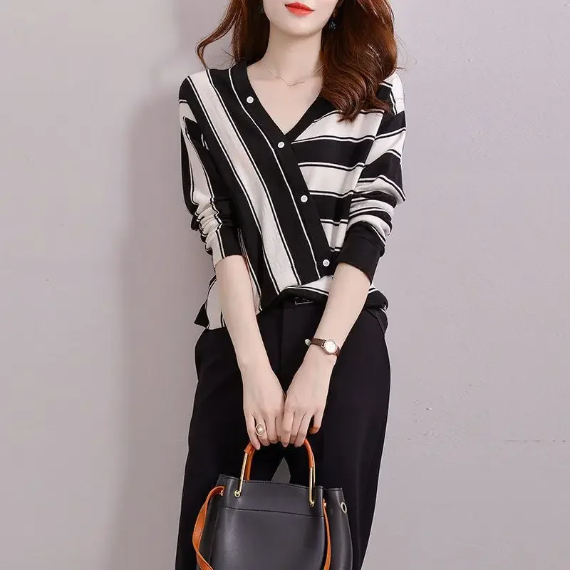 

Women's Clothing Trend Fashion Striped Sweaters Cardigan Winter Korean All-match Long Sleeve Temperament Knitted Tops PH113