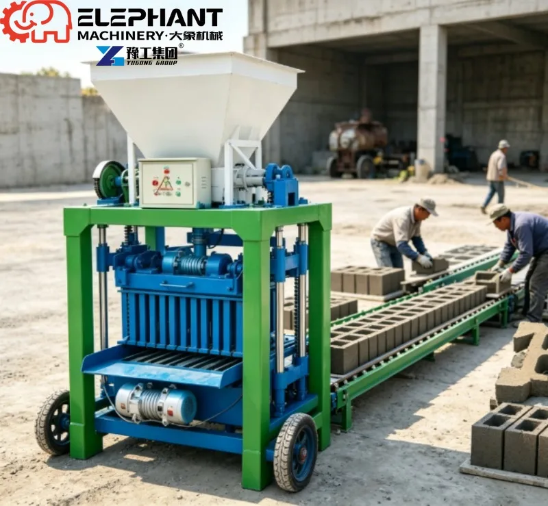 Mobile Motor-Driven Concrete Brick Making Machine, Stable Block Making Machine For Outdoor Engineering