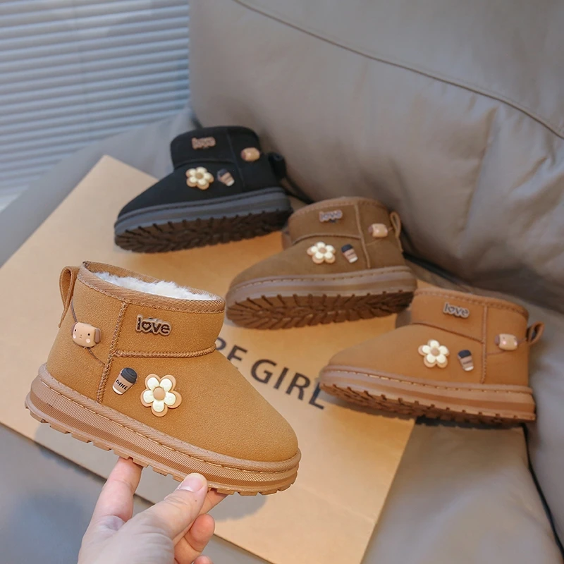 

Снегоступы с мультяшным принтом для девочек, новинка 2023 года, зимние детские теплые ботинки с плюшевой подкладкой, нескользящая классическая школьная повседневная одежда в стиле ретро для девочек