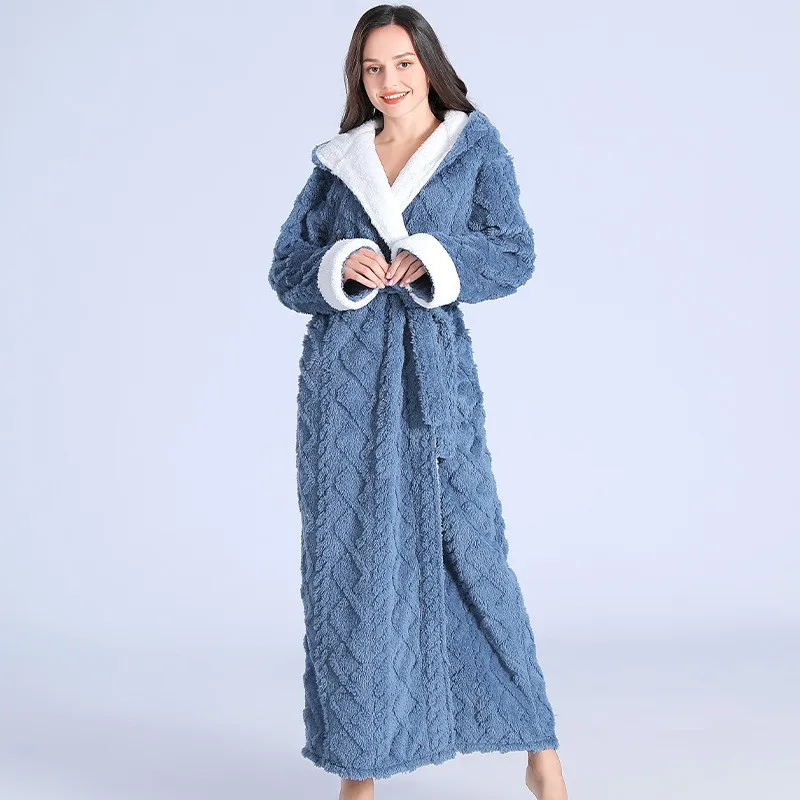 Ladies Cute Bathrobe Autumn Winter Extended Hooded Nightgown Soft Sleepwear Women\'s Jacquard Flannel Pyjamas Thicker Warm