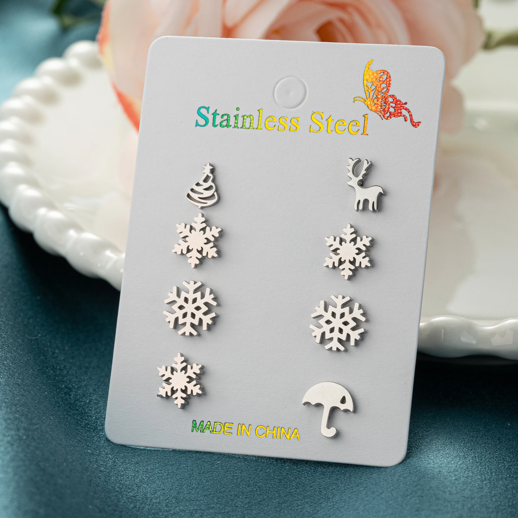 Tragus Piercing Stainless Steel Snowflake Earrings Set For Women 2024 Trending Deer Christmas Tree Asymmetrical Stud Earrings