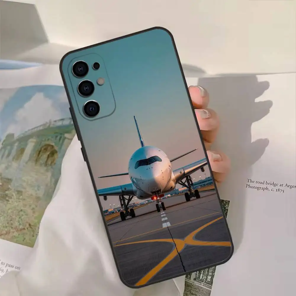 cool Airplane  Phone Case For Samsung S25,S24,S21,S22,S23,S30,Ultra,S20,Plus,Fe,Lite Black Shell