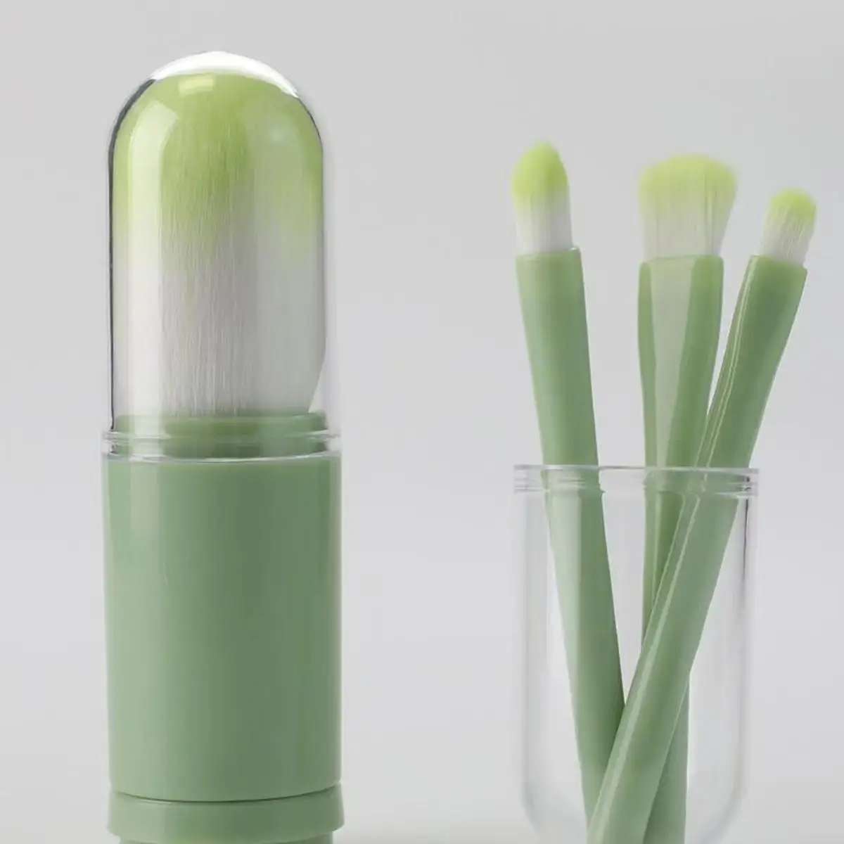 Portable Multi-Functional Retractable Powder Brush Set, Travel Makeup Brushes, Four-In-One Beauty Tool Kit for Flawless Application