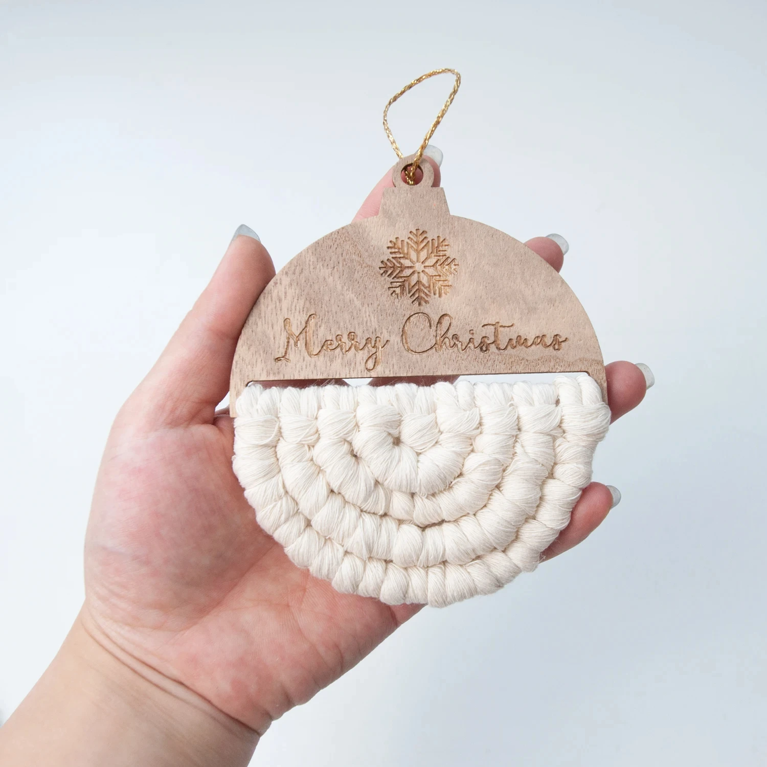 6Pcs/Set Macrame Christmas Decoration Carving Wooden Chips DIY Christmas Tree Circular Decoration Pendant Accessories