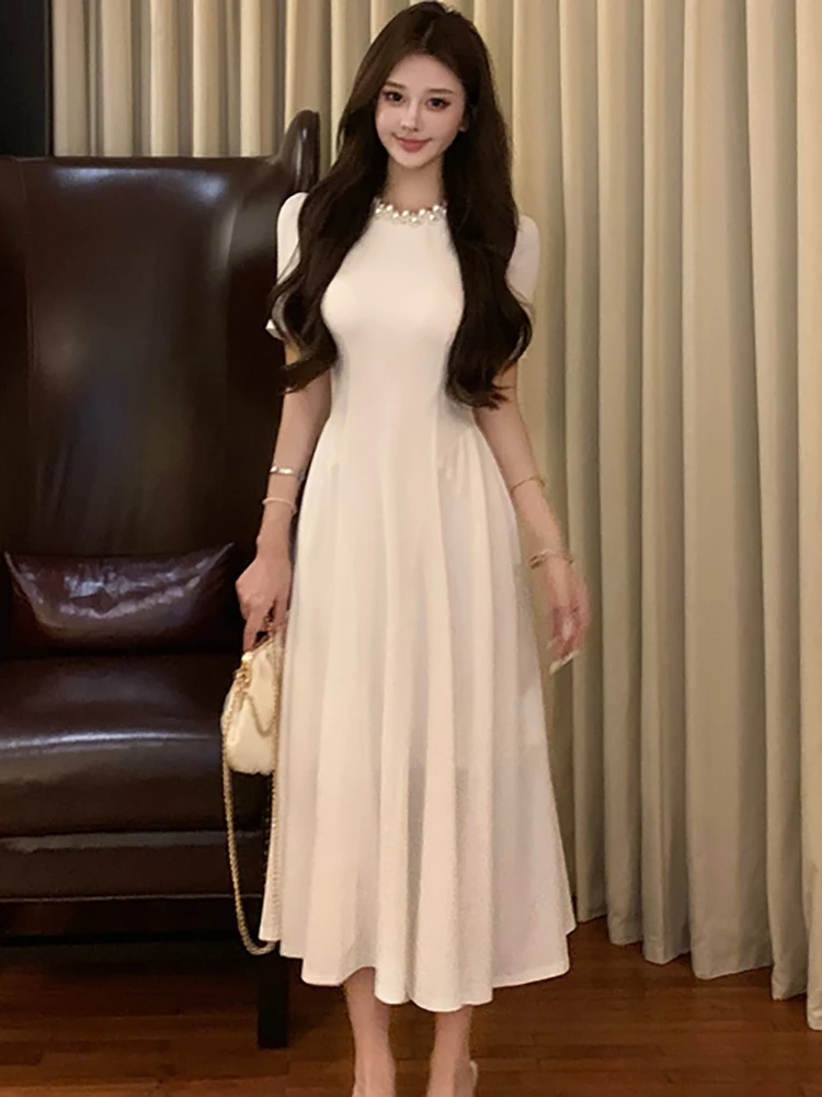 المرأة الكورية موضة أنيقة فاخرة تكدرت فستان طويل الصيف الأبيض Bodycon الديكور س الرقبة فستان 2025 مهرجان جديد مساء فستان #6