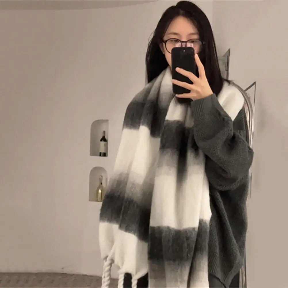 Color Matching Scarf Thick Shawl Plush Twisted Tassel Winter Scarf for Women Men Soft Washable Resistant Unisex Couple