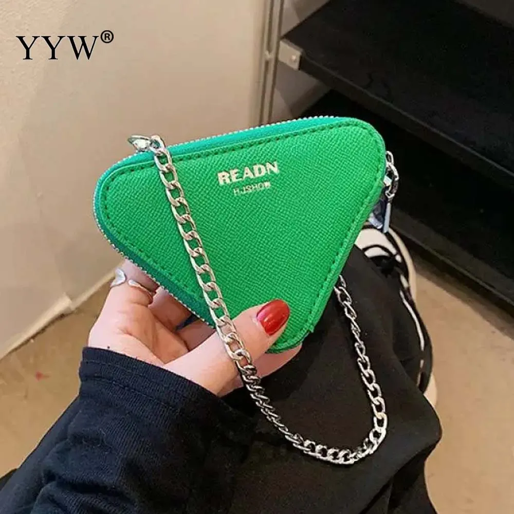 

Trendy Mini Shoulder Bag for Women Designer Triangle Purses and Handbags Female Small Chain Crossbody Bag Party Clutch Bag New