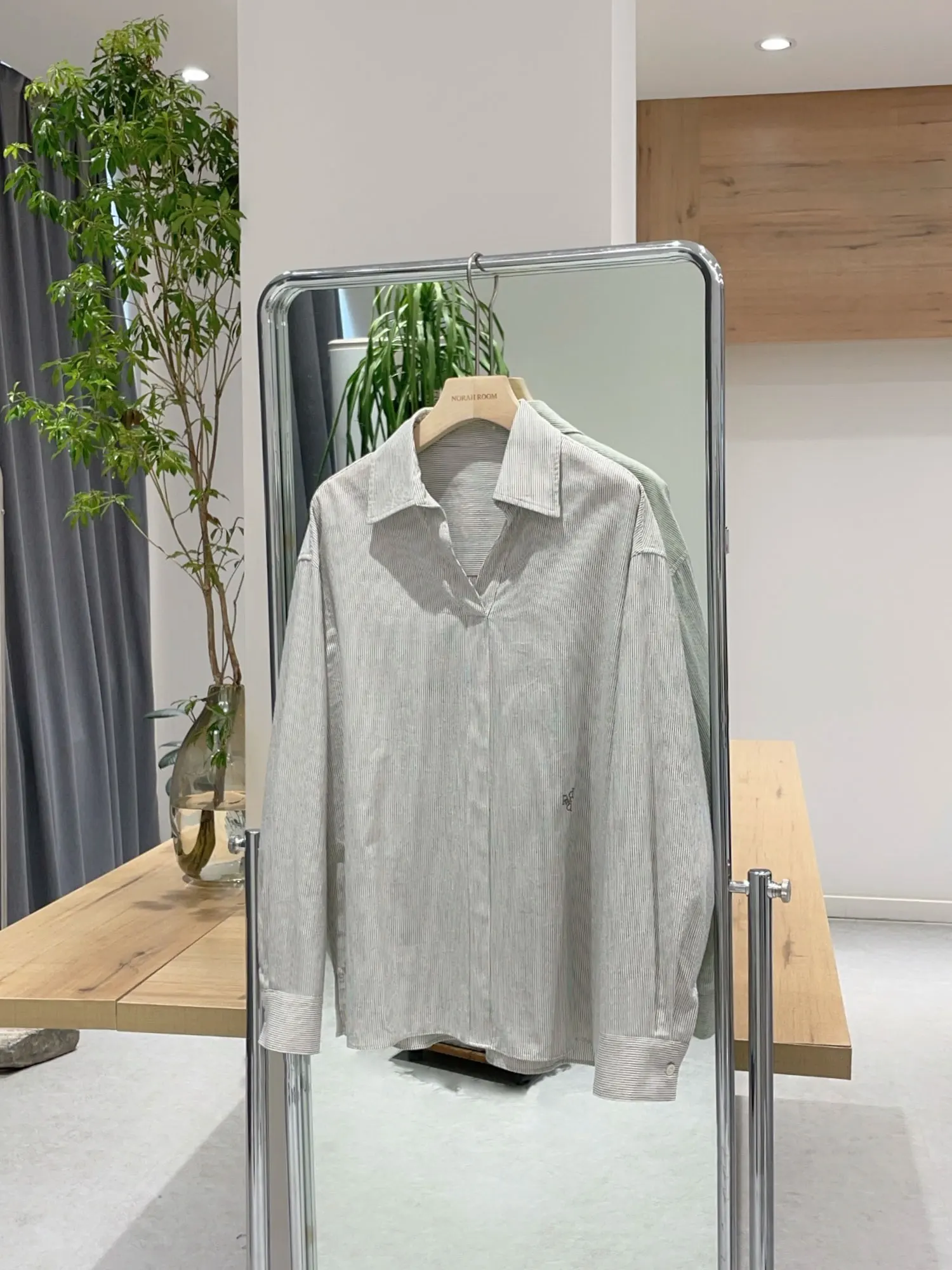 

Nok Xiaola Authentic Brand Striped irt Корейский Sle Commute Cotton Long Sve Ne Женский irt